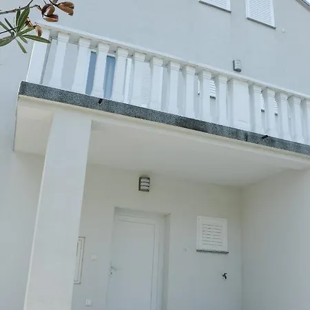 Apartman Zrina Ostro Kraljevica Exterior photo