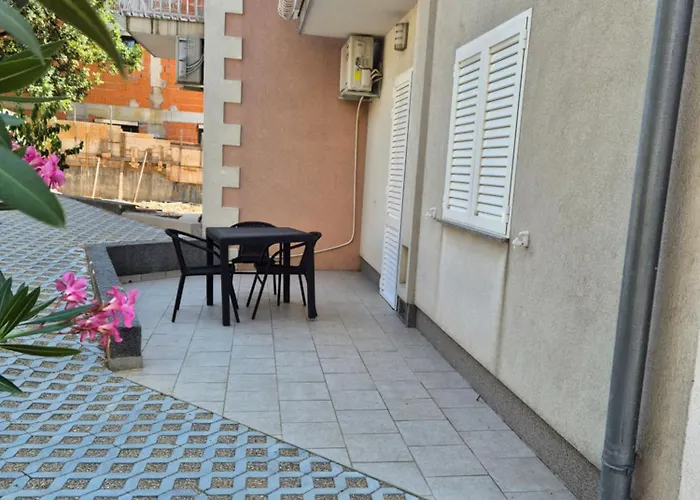Apartman Zrina Ostro